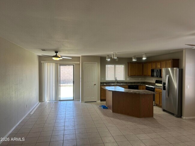 Photo - 16112 N 138th Dr
