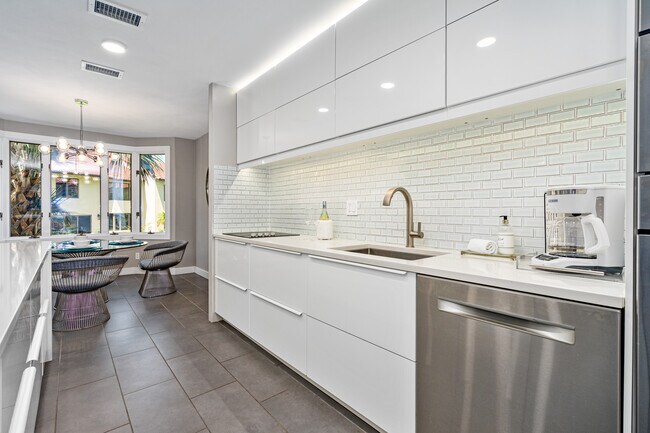 Photo - 2938 Sea Oats Cir