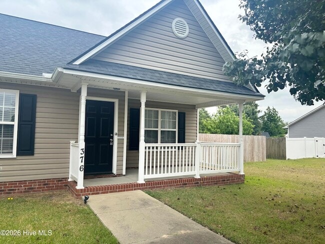 Photo - 376 Eastfield Dr