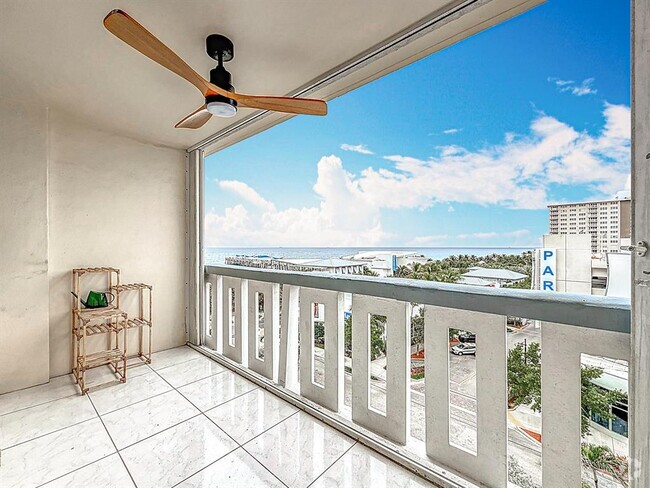 Building Photo - 305 N Pompano Beach Blvd Unit 708 Rental