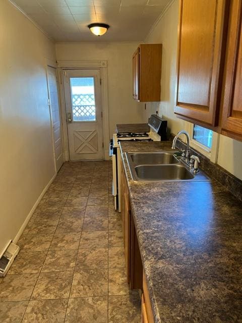 Photo - 722 Holland St