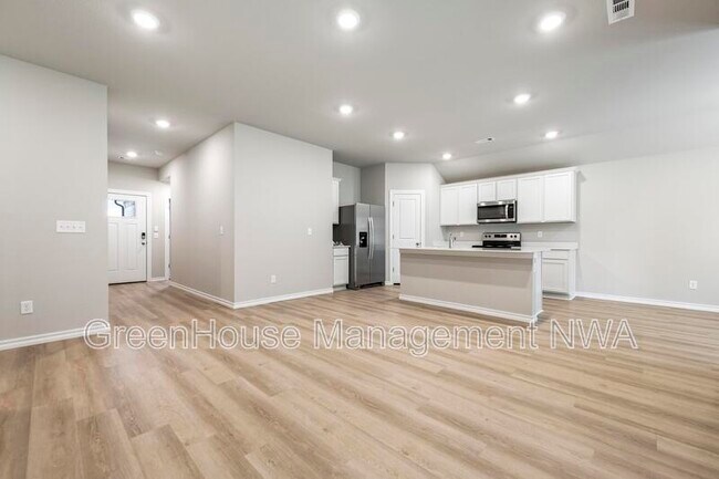 Photo - 2401 N Heritage Ranch Dr