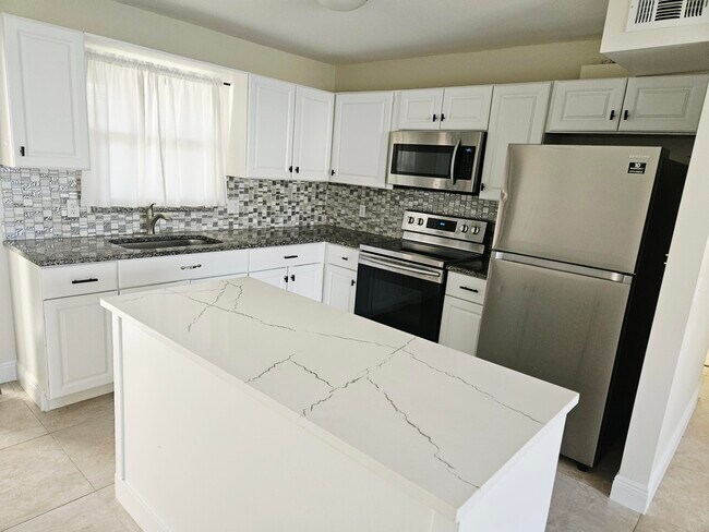 Photo - 5894 Longbow Ln Unit 1