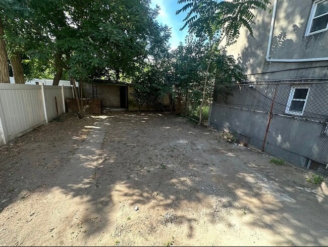 Photo - 1330 Prospect Pl Unidad 2A