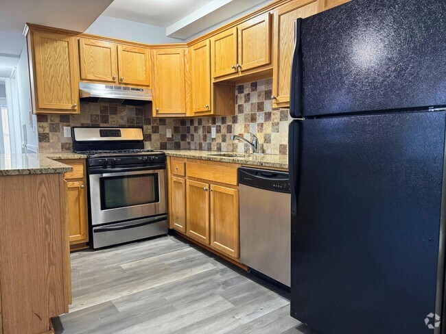 Building Photo - 608 Bramhall Ave Unit 1LL Rental