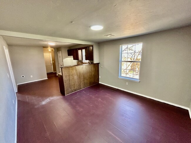 Photo - 1127 E Beverly St