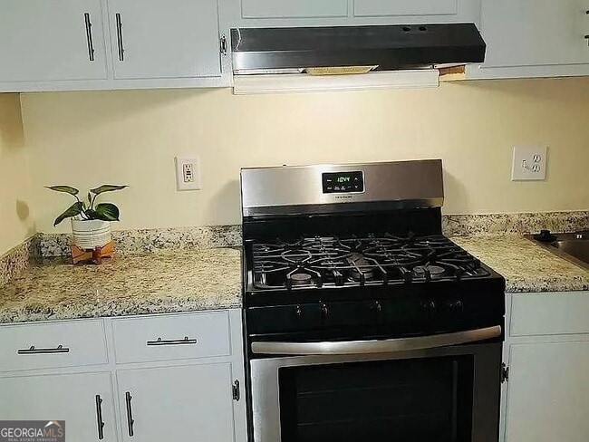 Photo - 3932 Cedar Cir