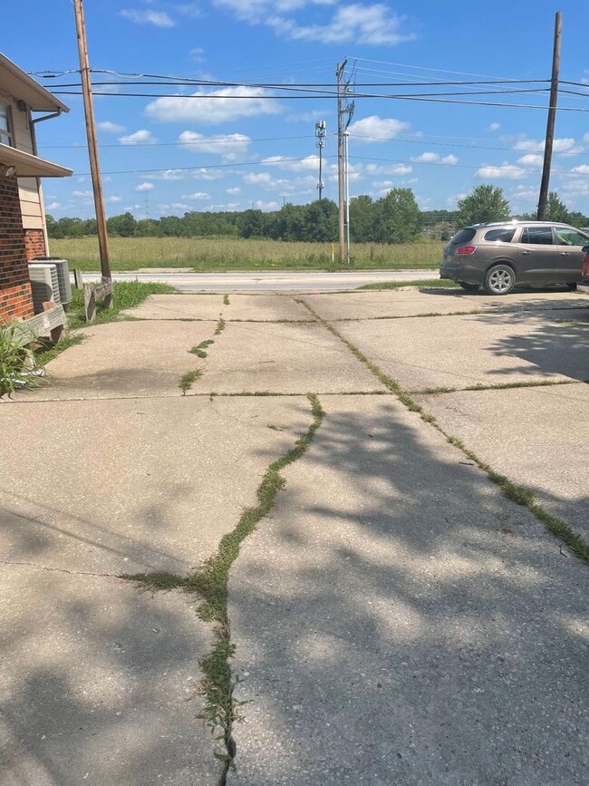 Photo - 2940 Leeway Dr Unit 3