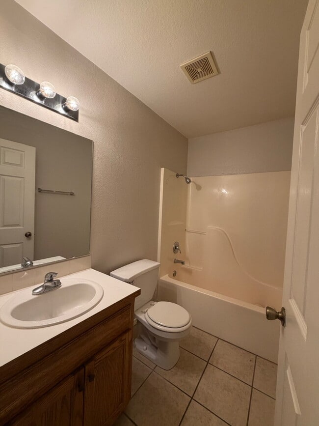 Photo - Last 2BR / 2BA unit - Community swimming pool Unit Bldg 18  3B