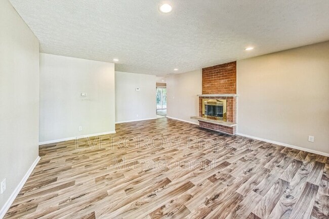 Photo - 3541 N Wittfield St