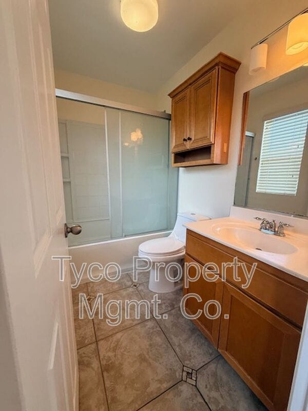 Photo - 2709 Apricot Ct