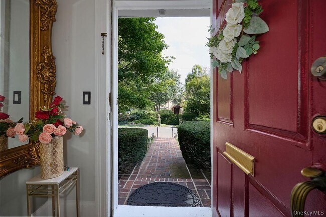 Photo - 70 Frederick Pl