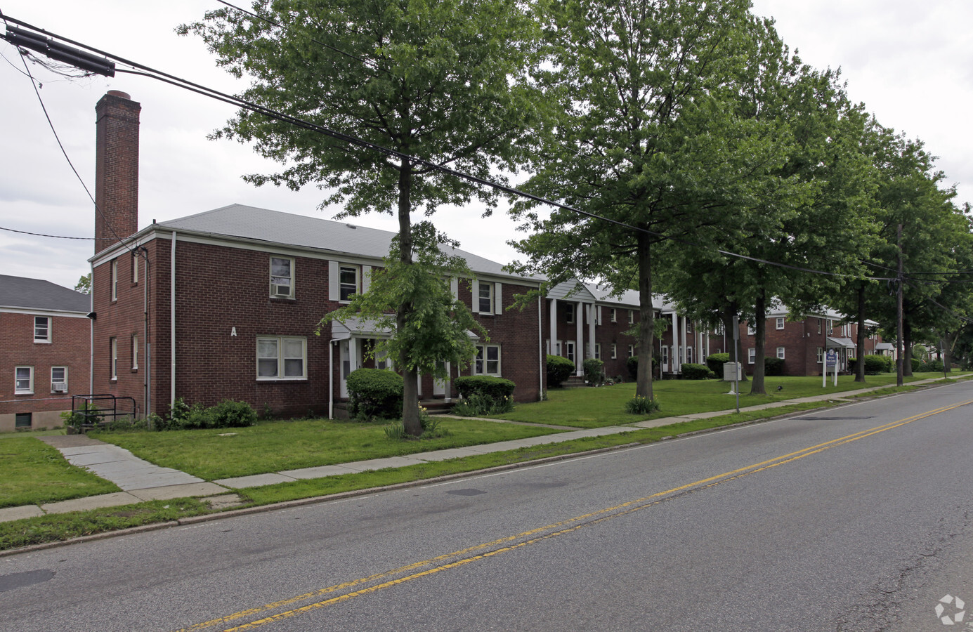 Franklin Gardens - Franklin Gardens Apartments