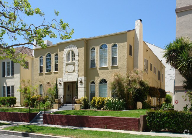 Photo - 151 S Maple Dr