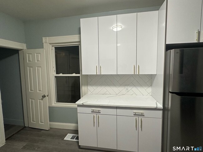 Photo - 268 Davenport Ave