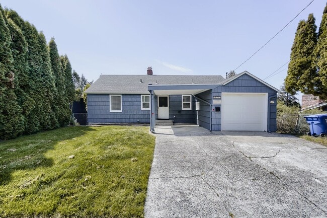 Building Photo - Recently Updated 3 Bed 2 Bath Seattle Home w/ Attached Garage!