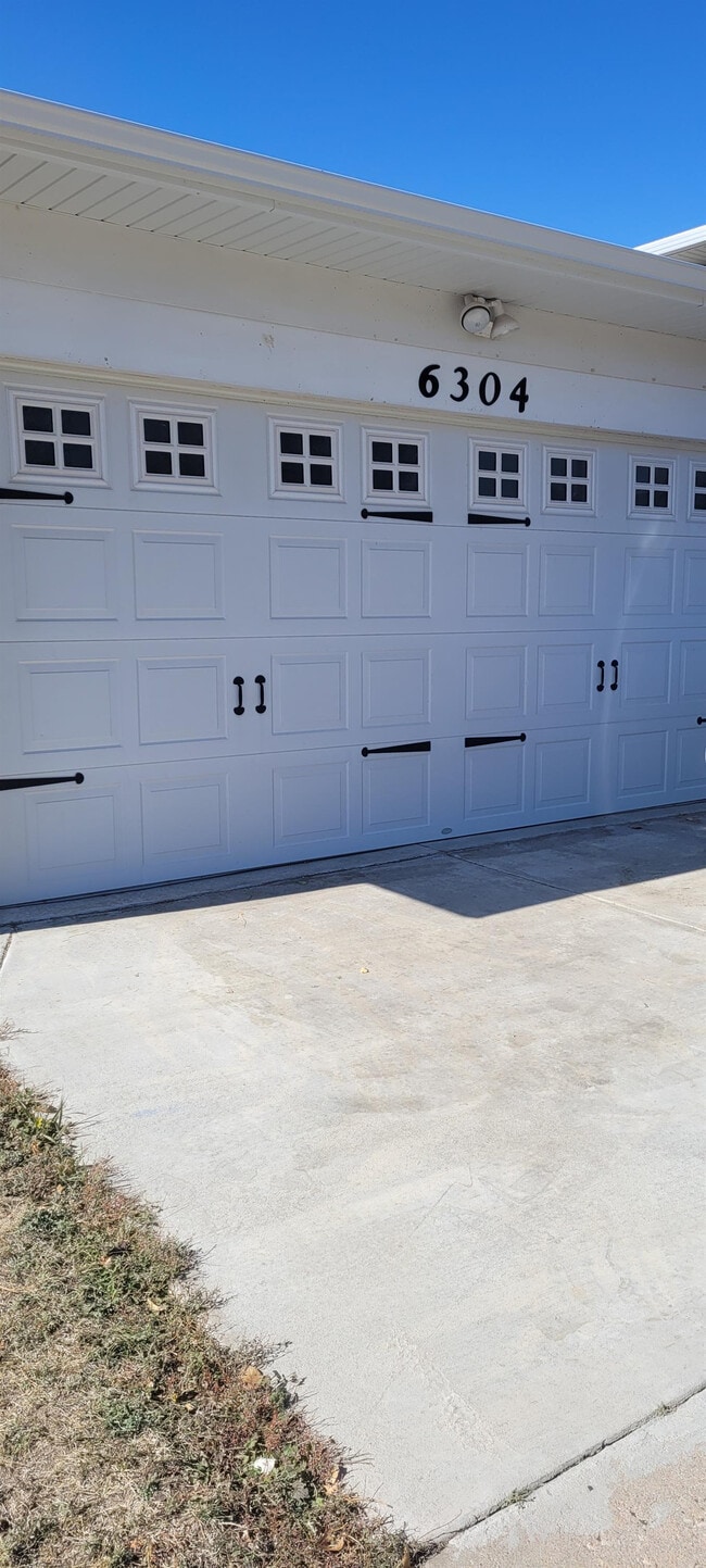 Photo - 6304 Kevin Ave