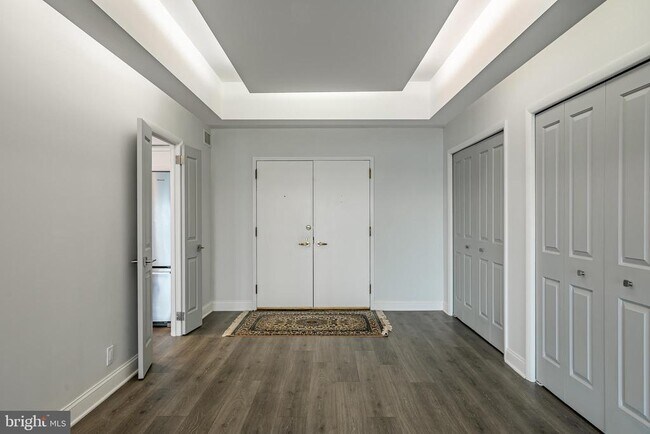 Building Photo - 21510 Valley Forge Cir Unit 1510