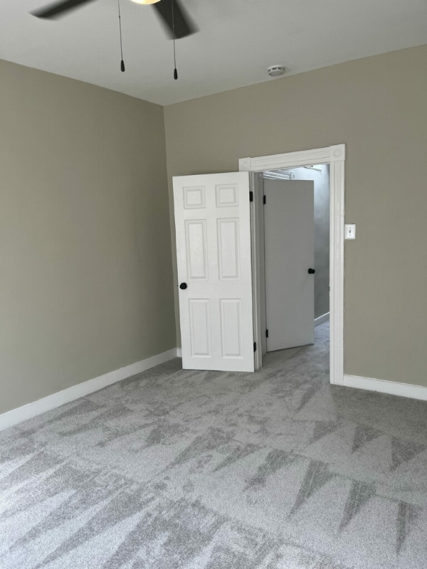 Photo - 711 N Streeper St