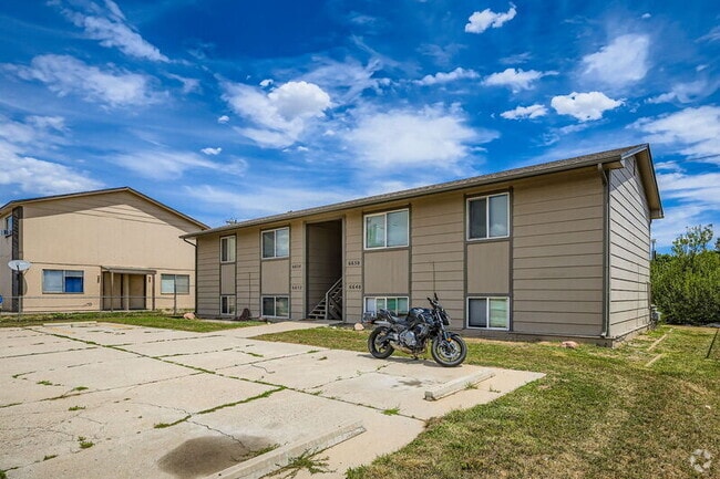 Building Photo - 6654 Provincial Dr Rental