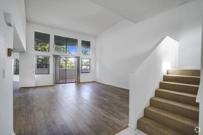 Building Photo - 6630 Villa Sonrisa Dr Unit A Rental