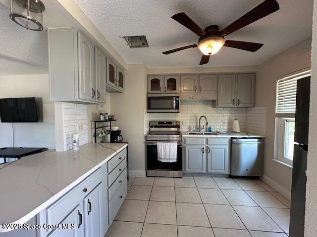 Photo - 130 Richards Rd
