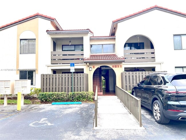 Building Photo - 8811 SW 123rd Ct Unit 105 Rental