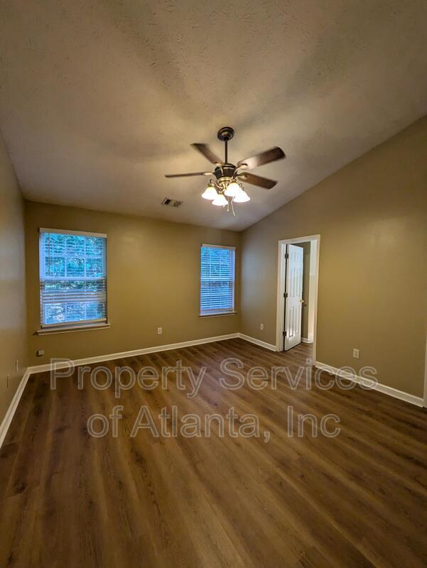 Photo - 518 Arbor Ridge Dr