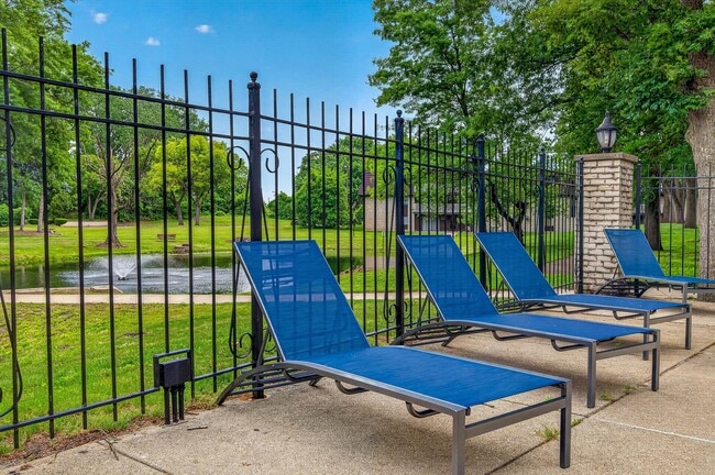 14-Community Pool
