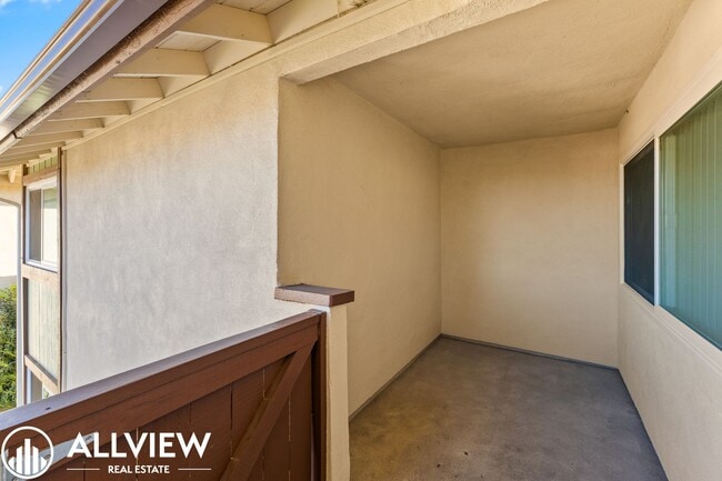 Photo - 17972 Baron Cir Unit 4