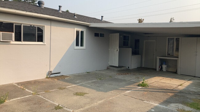 Photo - 2807 Ruff Ave