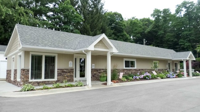 Clear Water MHC - Clear Water MHC Apartments