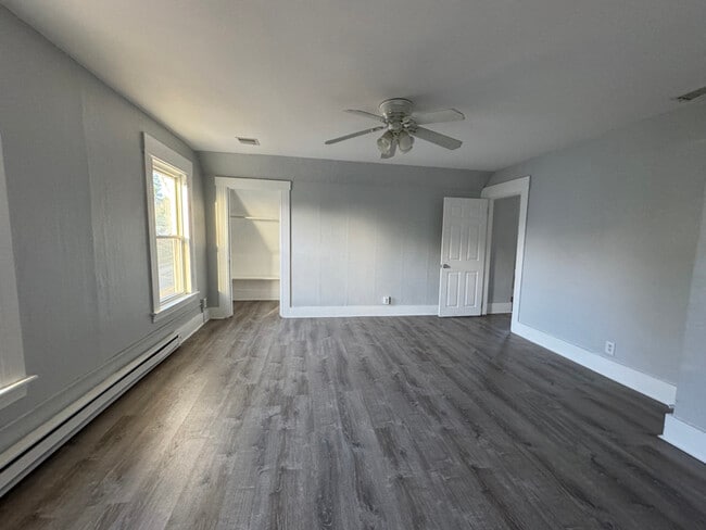 Photo - 281-283 Bridge St Unit 3