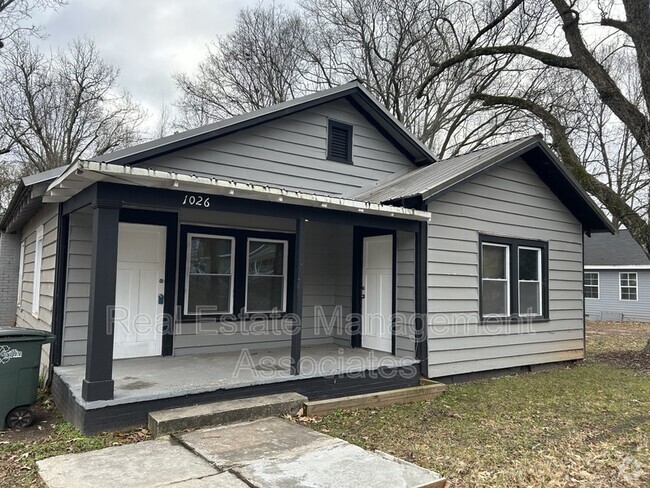 Building Photo - 1026 Meriwether St Rental