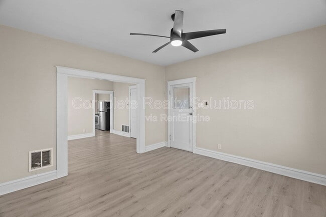 Photo - 4102 California Ave Unit 2n