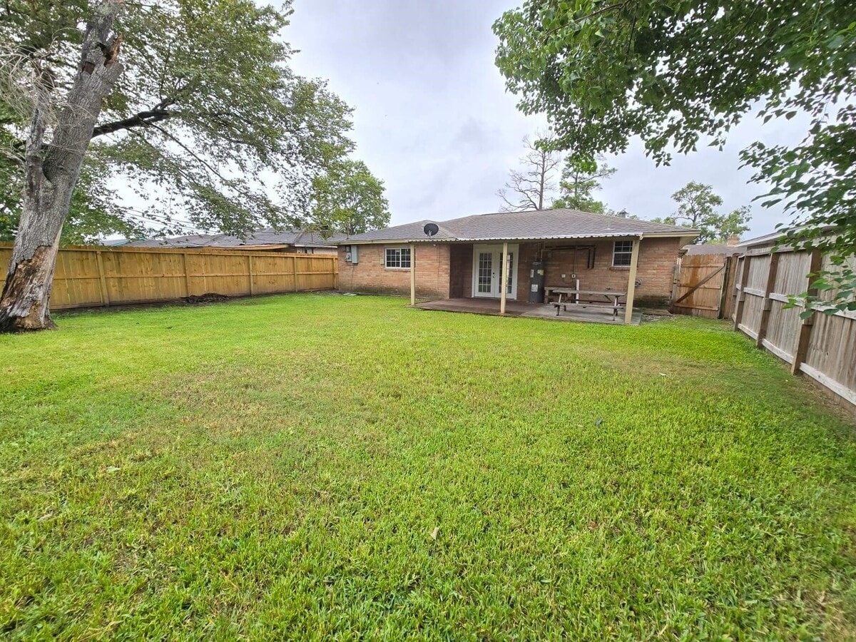 Photo - 822 Ivy Hollow St