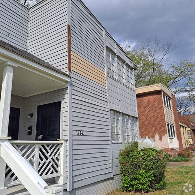 Building Photo - 1742 Brown Ave Rental