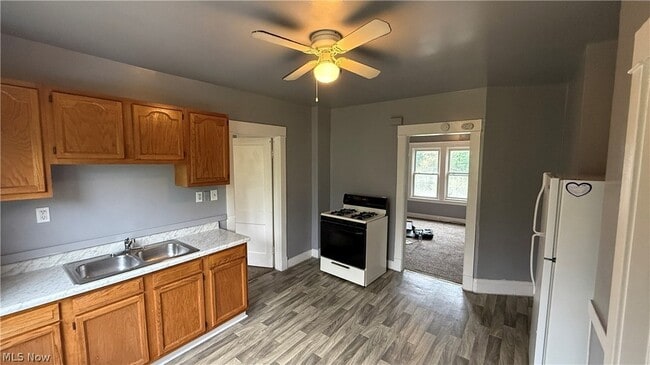 Photo - 1187 Addison Rd Unit 4