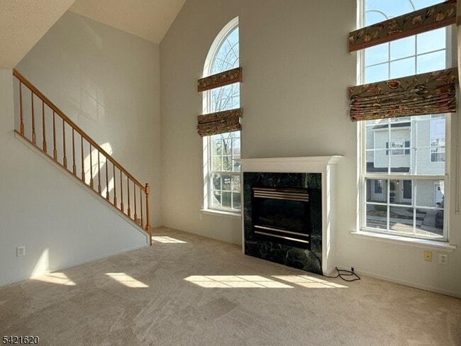 Photo - 82 Hancock Dr