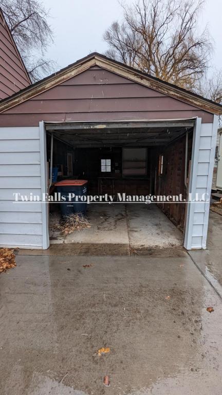 Photo - 1741 Heyburn Ave E