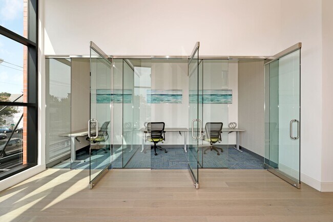 Photo - 175 Avenue F Unidad 1-1