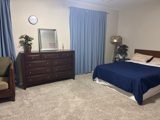 Photo - Modern Shared Home with Private Rooms & Full Amenities