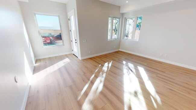 Photo - 212 Imperial Beach Blvd Unit 212 Imperial Beach Boulevard