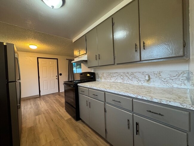 Photo - Large, fenced, sunny yard. 3/1.5 in Azalea Hill location in McKinleyville