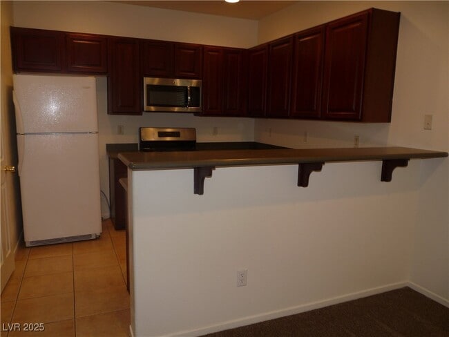 Photo - 7944 Crimson Point St