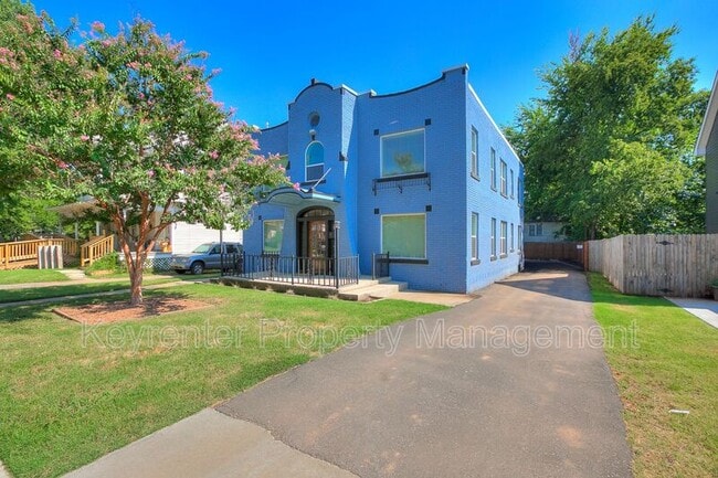 Building Photo - 1308 NW 16th St