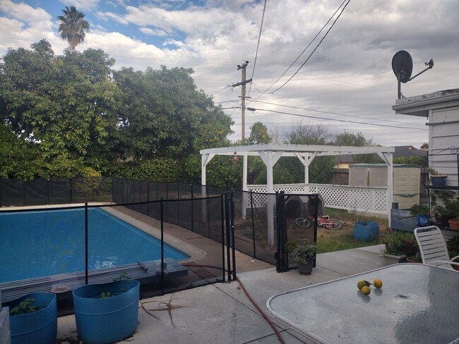 Photo - 39110 Bud Ct