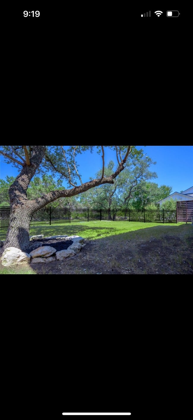 Photo - 142 Volterra Ln