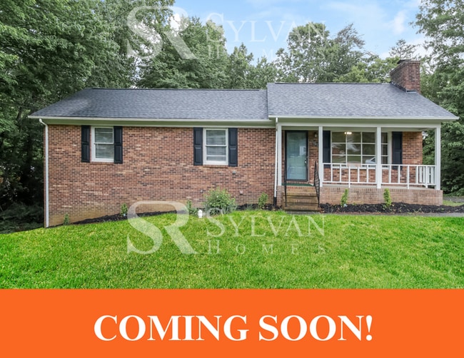 Building Photo - Enjoy living the good life in this 4 BR, 3 BA brick rancher