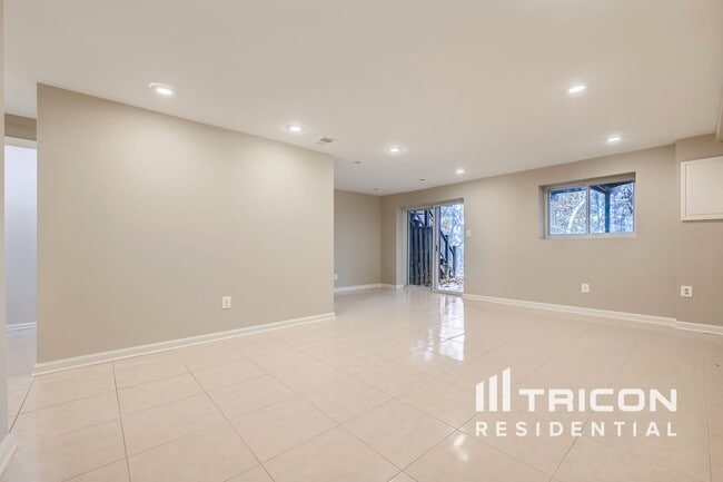 Photo - 337 Wye Mill Ct